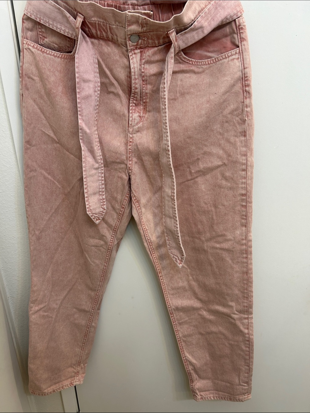 Joe's Jeans Faded Blush Tie-Waist Cropped Jeans